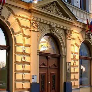 Superior Otel
