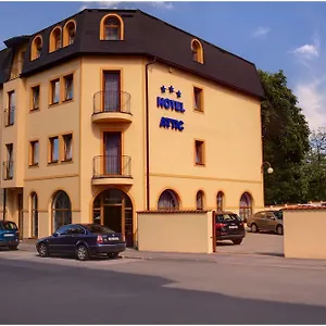 Attic Otel